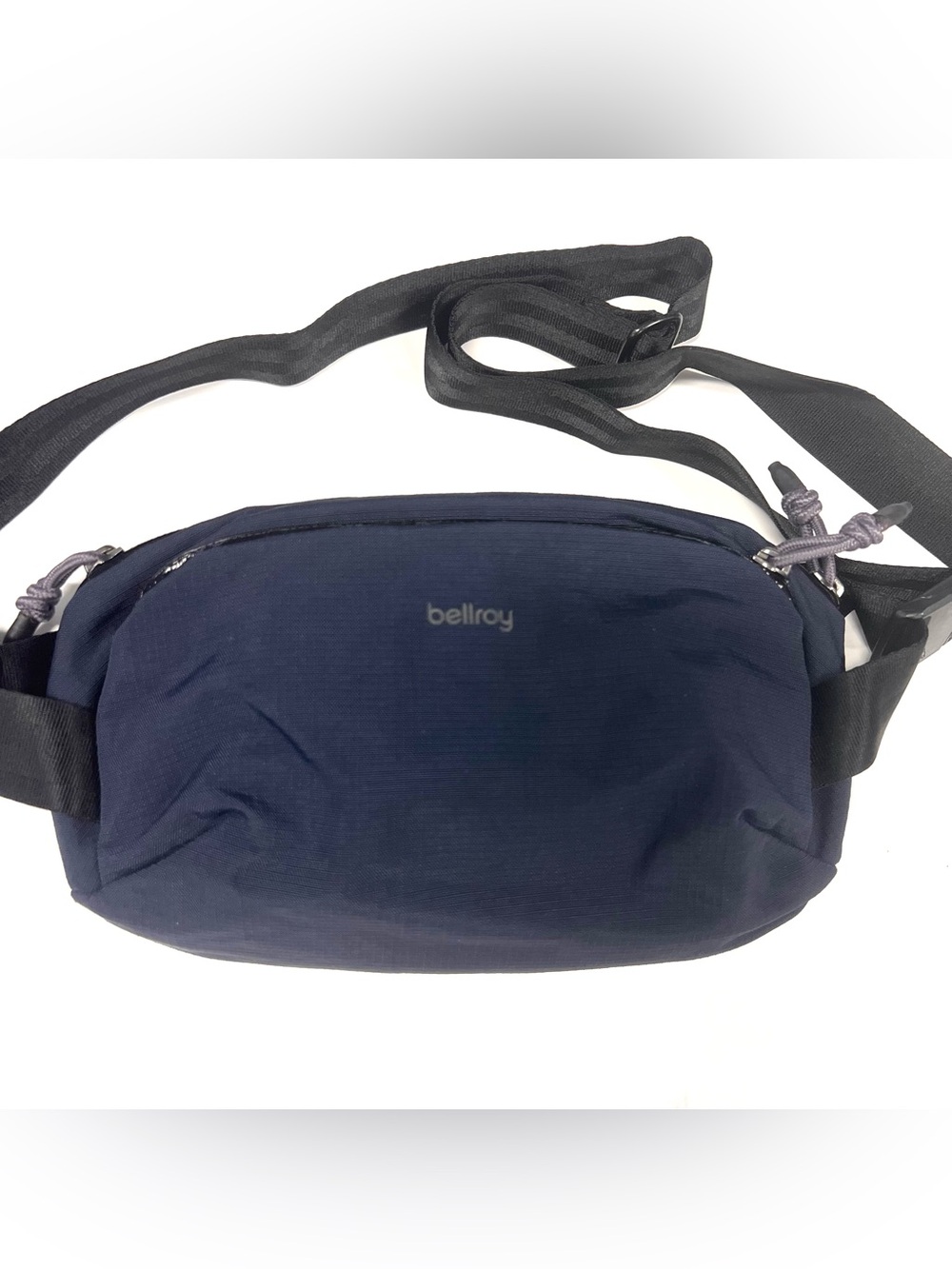 Bellroy Venture Ready Sling 2.5L - Navy Blue, Seatbelt Strap